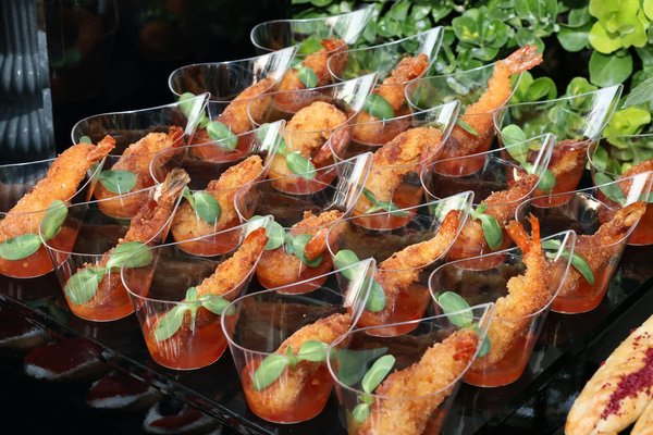 Cocktails et muffins sucré salé : le guide de l'hôte parfait